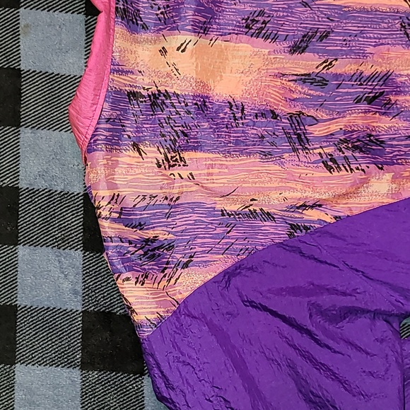 Vintage. Made in USA. ASICS. Full-zip windbreaker. Like-new. Women's Large - Picture 14 of 16